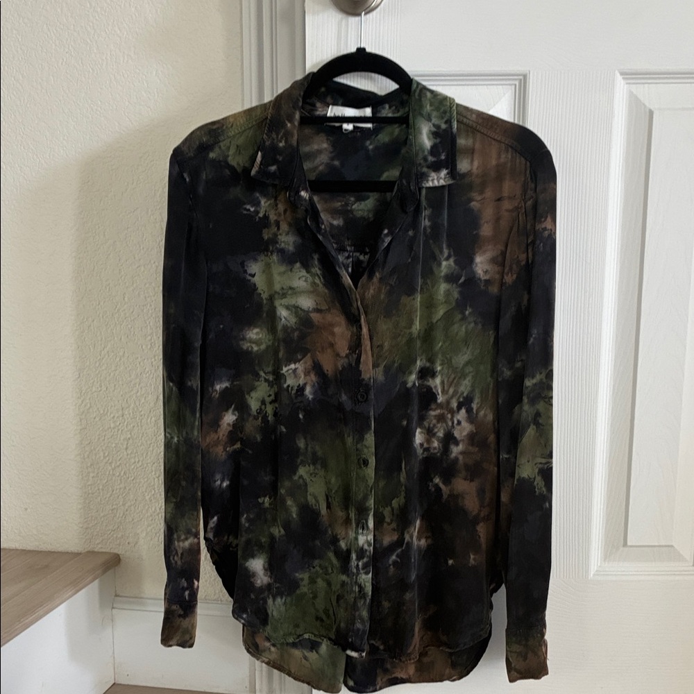 Bella Dahl Tie-Dye Shirt - Black, Green, and Brown